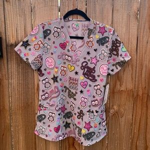 NWT GT Performance Owl Stretch Scrub Top